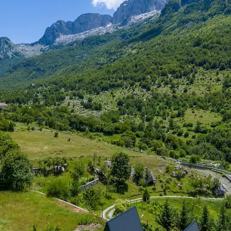 Arditi's Chalet Boge